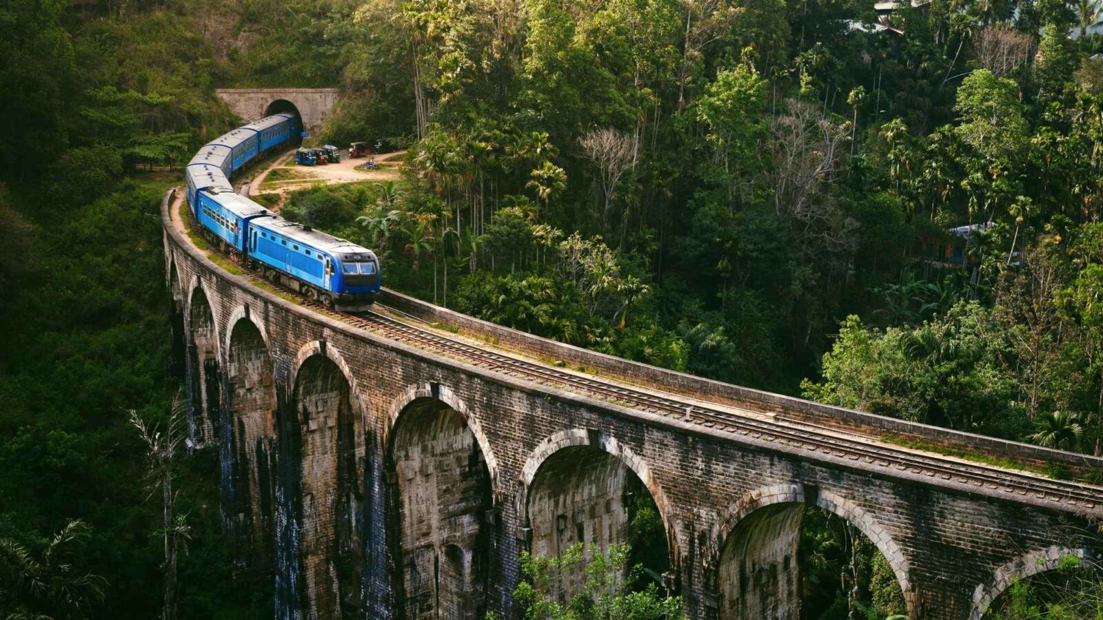 Hill country train journey, Sri Lanka