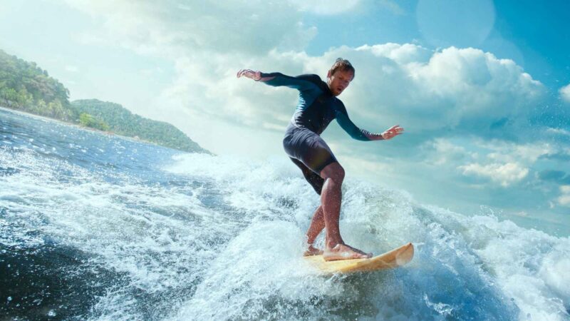 Surfing in Sri Lanka
